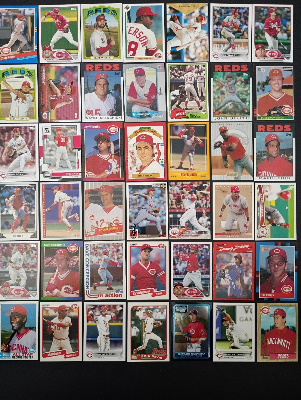 42 Cincinnati Reds Baseball Card Lot Joey Votto Larkin Concepcion Gant Davis